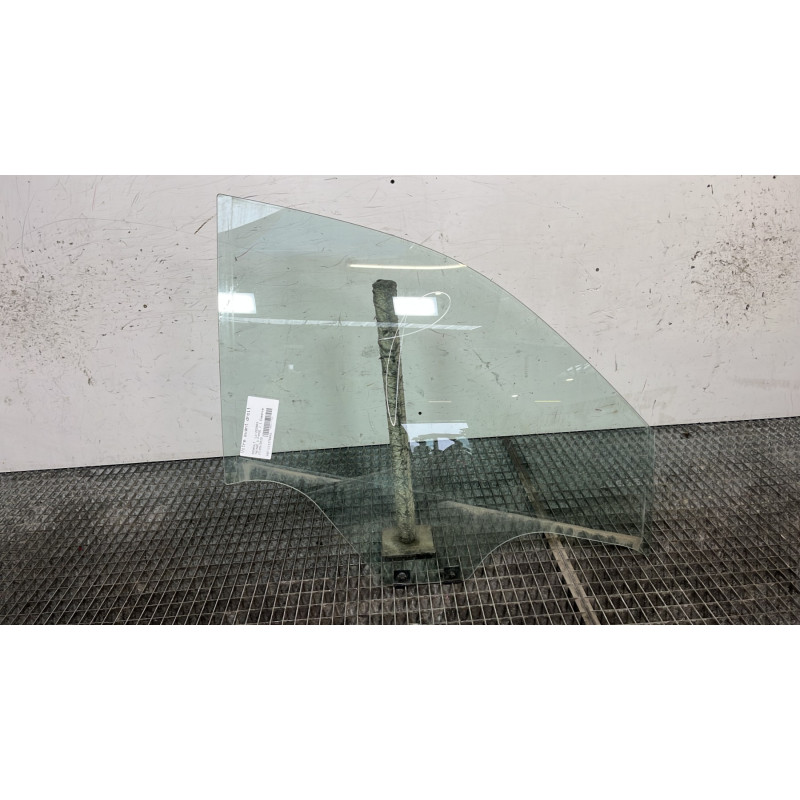 Vitre avant droit RENAULT TWINGO 3 Photo n°1