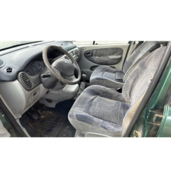 Custode avant droit (porte) RENAULT SCENIC 1