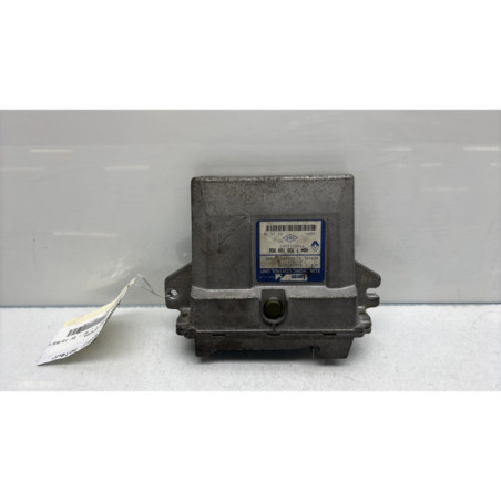 Calculateur moteur RENAULT CLIO 2 Photo n°1