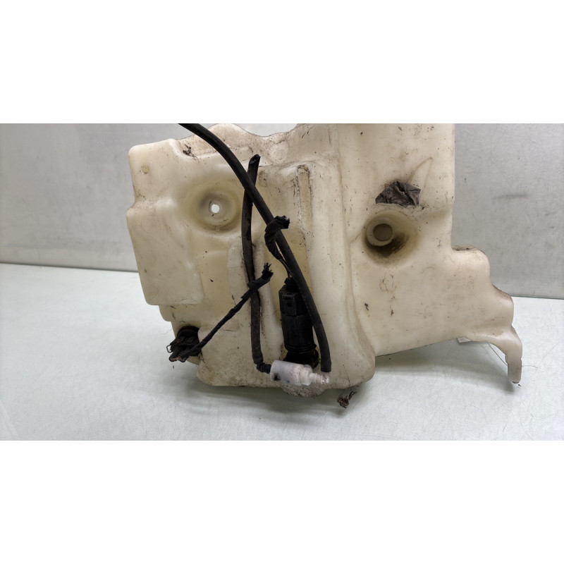 Vase de lave glace MERCEDES CLASSE M 164 Photo n°3