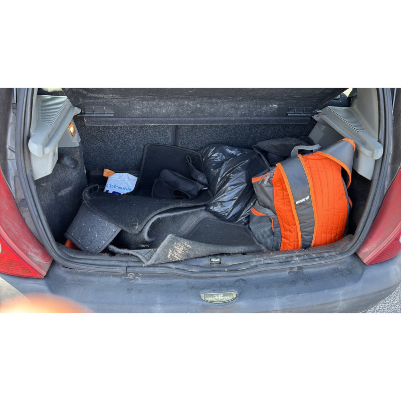 Vitre avant gauche RENAULT CLIO 2 Photo n°18