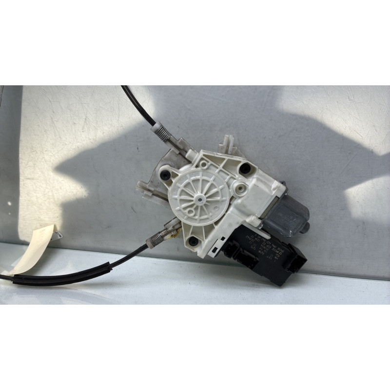 Leve vitre electrique avant gauche PEUGEOT 407 Photo n°6