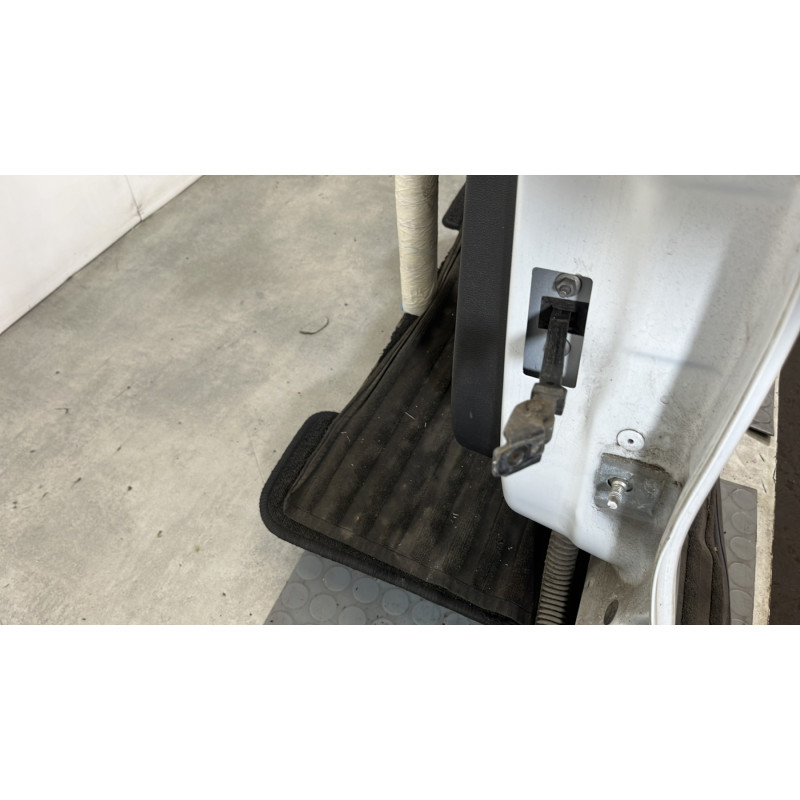 Porte arriere gauche RENAULT CLIO 4 Photo n°7