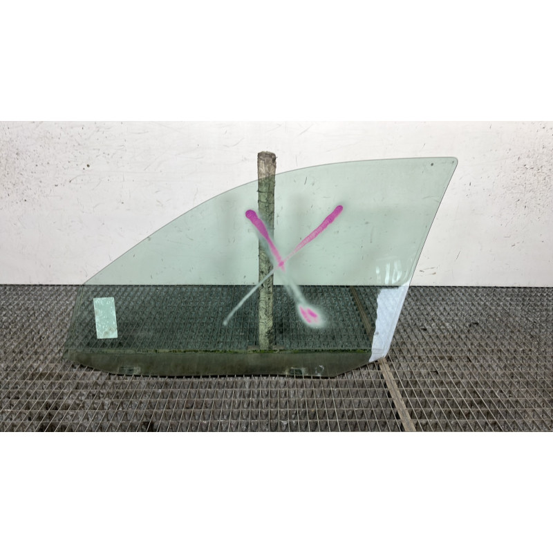 Vitre avant droit VOLKSWAGEN GOLF 4 Photo n°4
