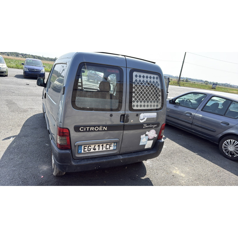 Pare boue avant gauche CITROEN BERLINGO 1 Photo n°9