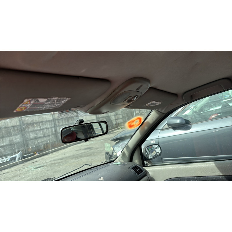Custode arriere droit (porte) RENAULT CLIO 2 Photo n°17