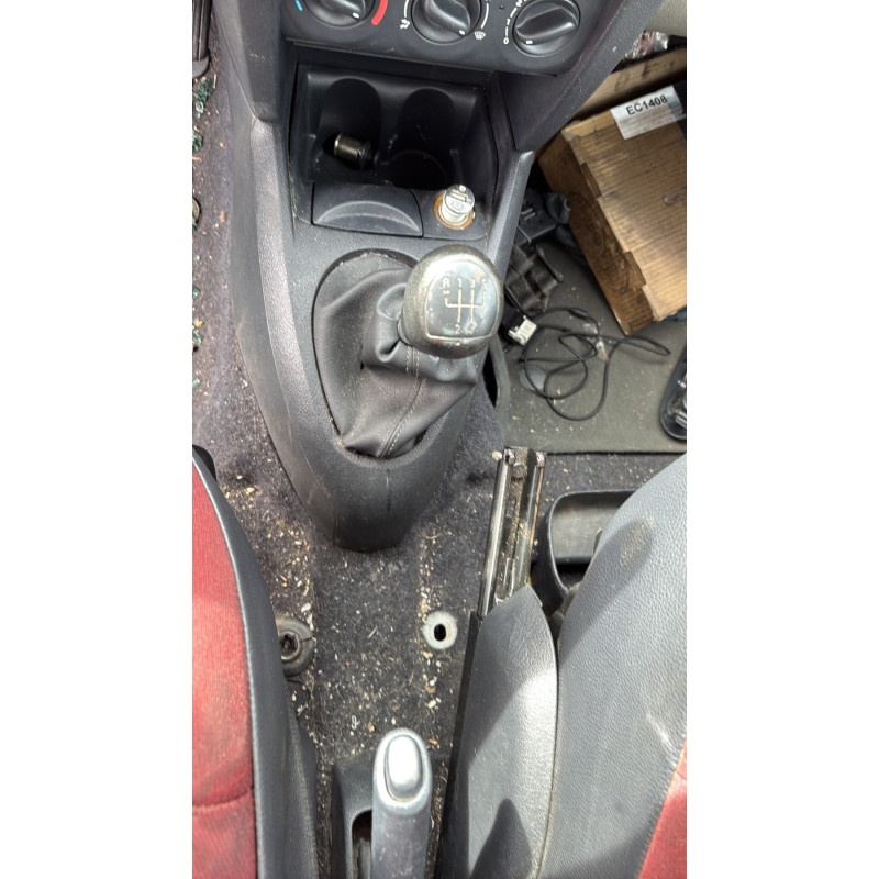 Custode arriere droit (porte) RENAULT CLIO 2 Photo n°18