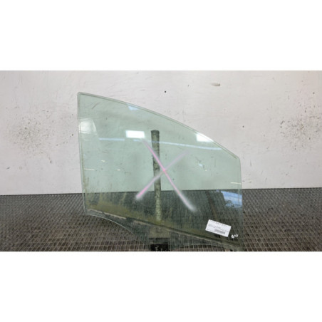 Vitre avant droit RENAULT MODUS Photo n°1