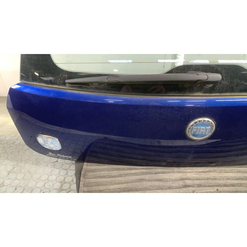 Malle/Hayon arriere FIAT GRANDE PUNTO Photo n°5