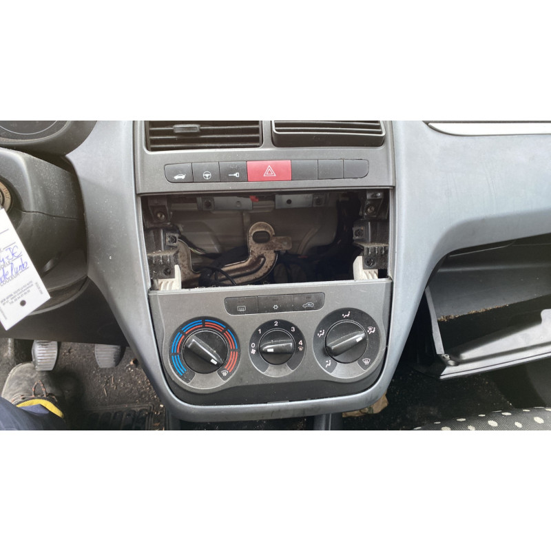 Amortisseur avant droit FIAT GRANDE PUNTO Photo n°20