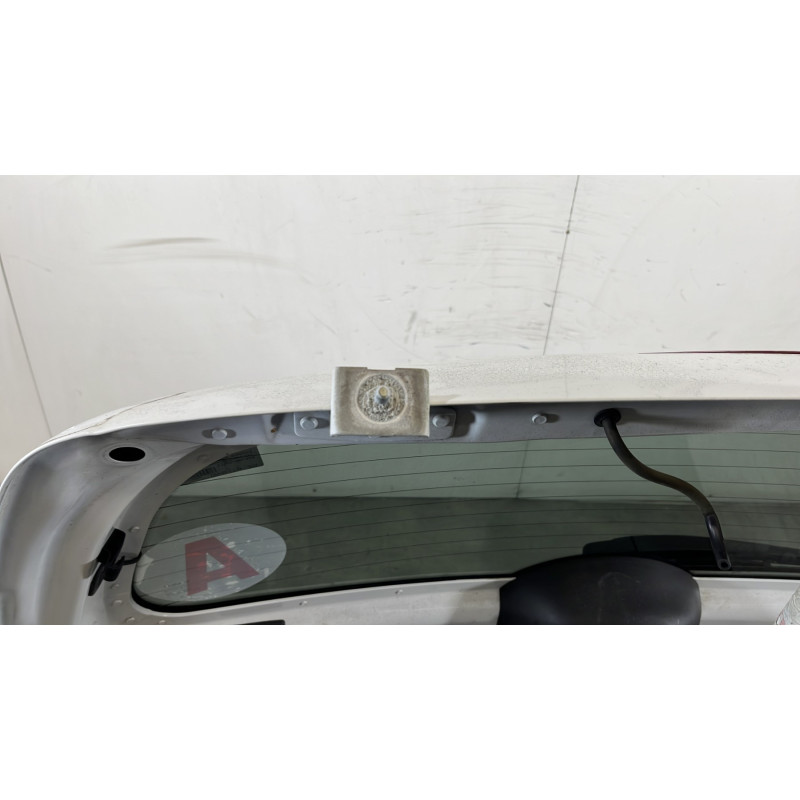 Malle/Hayon arriere RENAULT TWINGO 2 Photo n°8