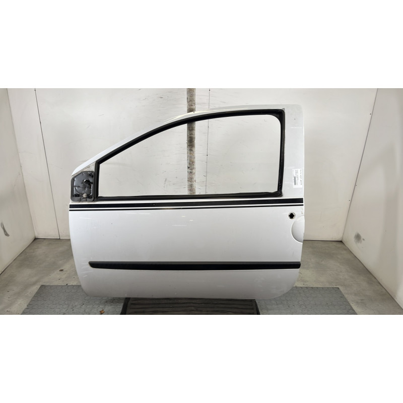 Porte avant gauche RENAULT TWINGO 2 Photo n°1