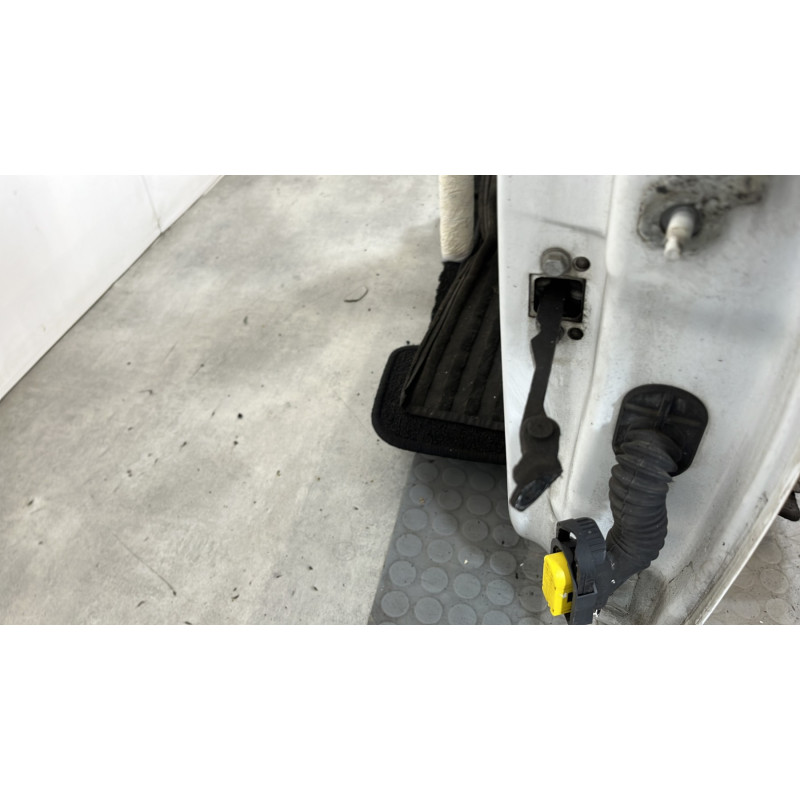 Porte avant gauche RENAULT TWINGO 2 Photo n°3