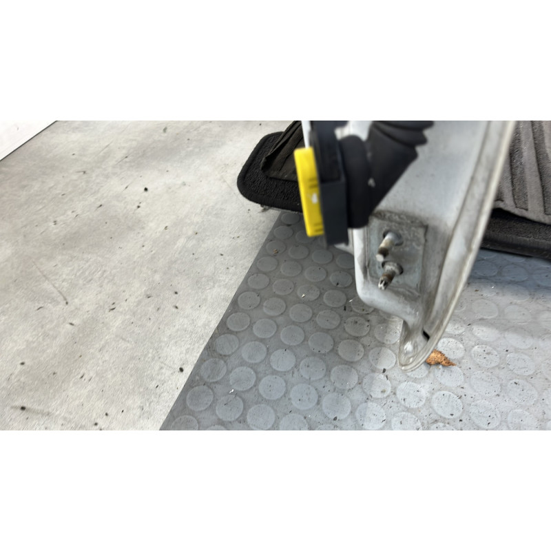 Porte avant gauche RENAULT TWINGO 2 Photo n°4