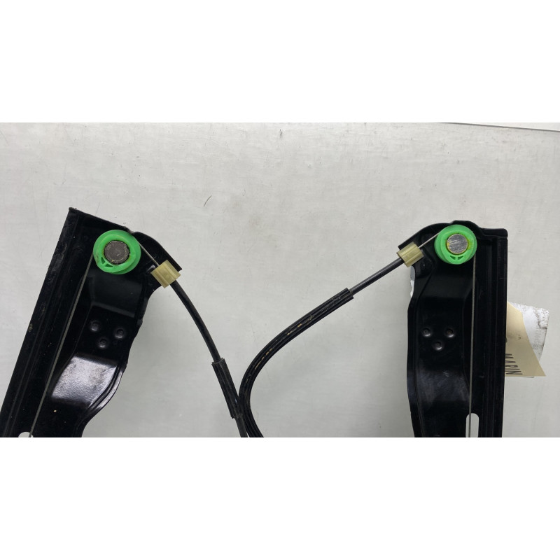 Leve vitre electrique avant gauche FORD FOCUS 3 Photo n°4