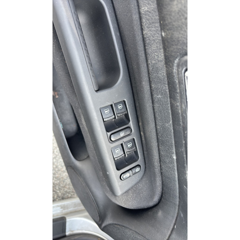 Serrure avant gauche VOLKSWAGEN GOLF 4 Photo n°15