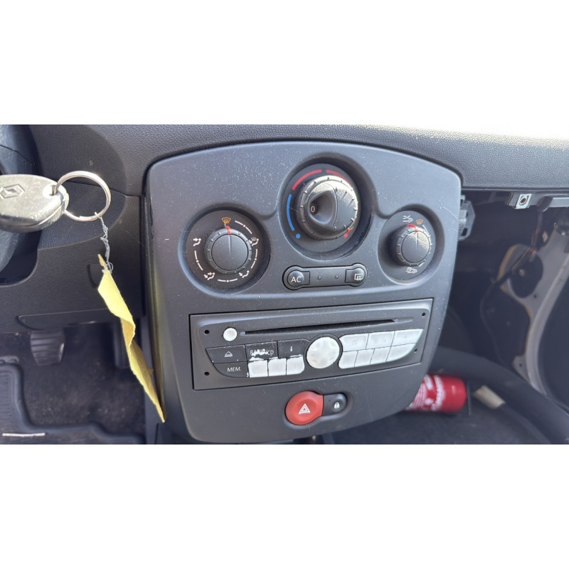 Boitier UCH RENAULT CLIO 3 Photo n°15