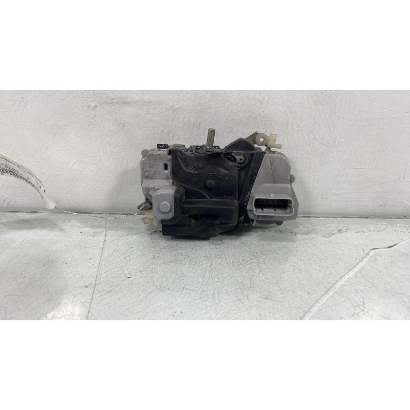 Serrure avant droit CITROEN XSARA PICASSO Photo n°4