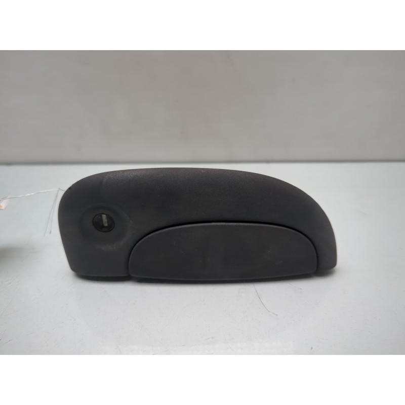 Poignee porte avant droit RENAULT KANGOO 1 Photo n°1