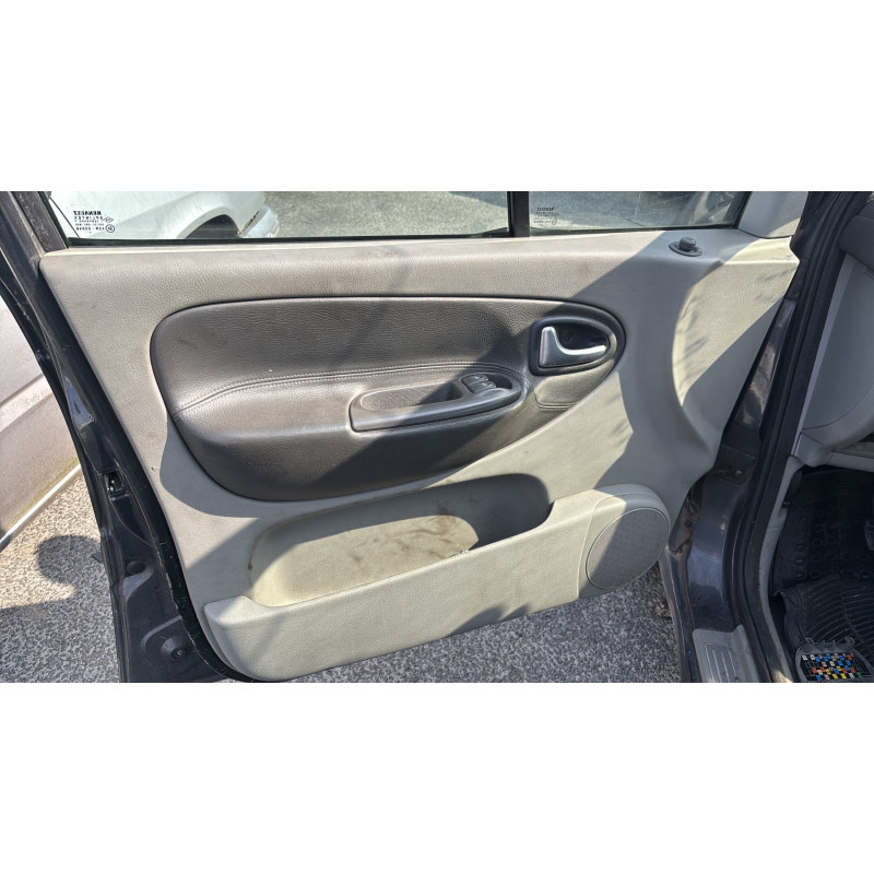 Optique avant principal droit (feux)(phare) RENAULT SCENIC 1 Photo n°12