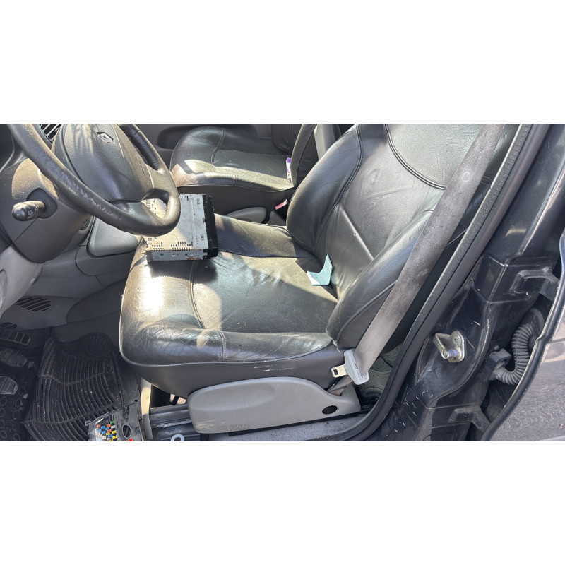Optique avant principal droit (feux)(phare) RENAULT SCENIC 1 Photo n°13