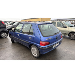 Vitre arriere droit PEUGEOT 106