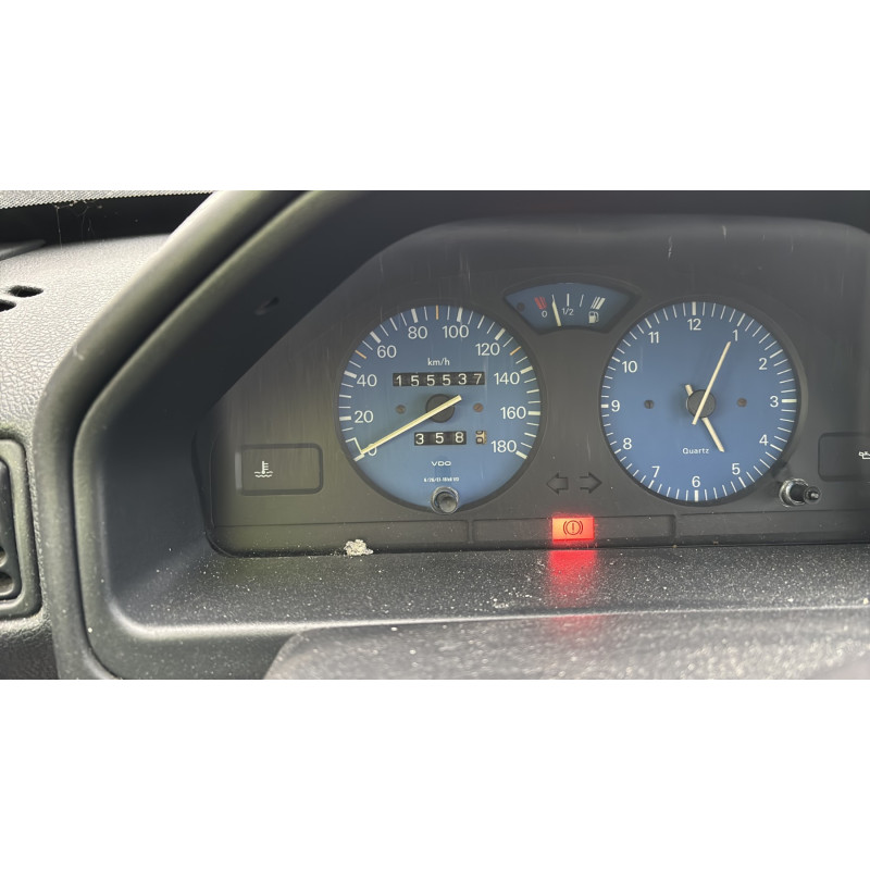 Vitre arriere droit PEUGEOT 106 Photo n°20