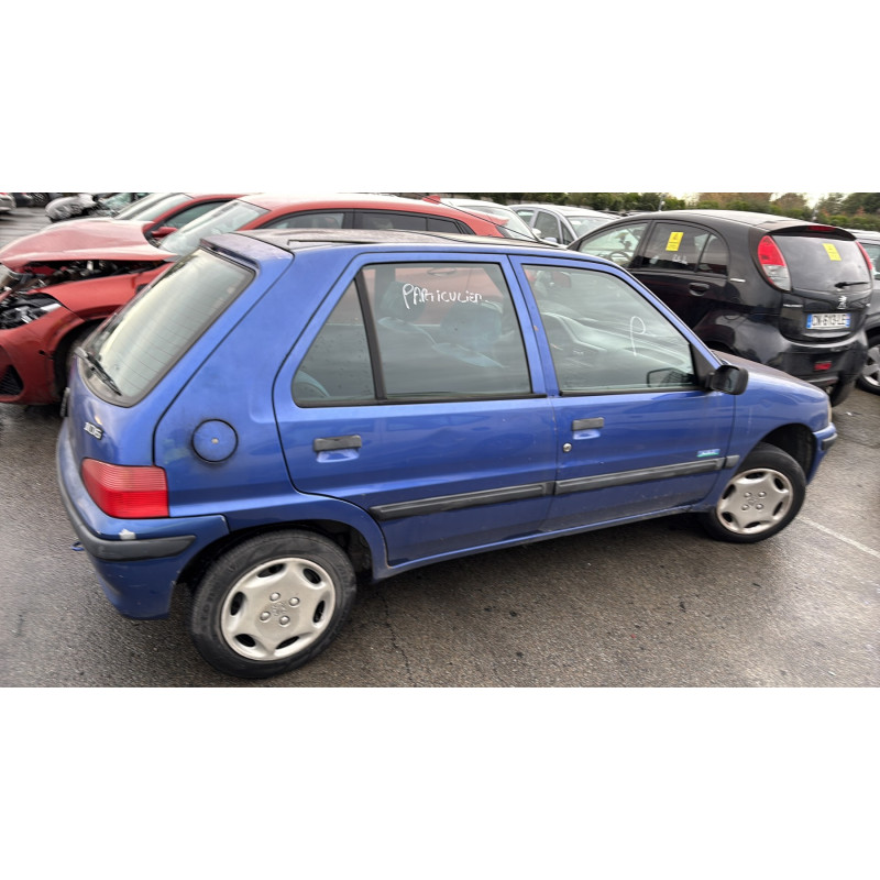 Vitre arriere gauche PEUGEOT 106 Photo n°10