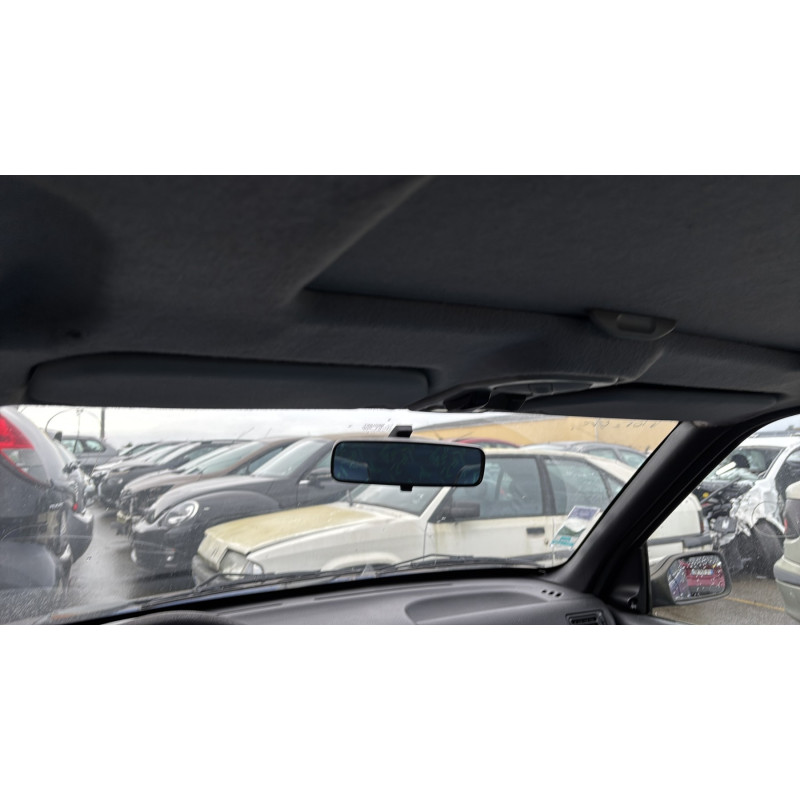 Vitre arriere gauche PEUGEOT 106 Photo n°18