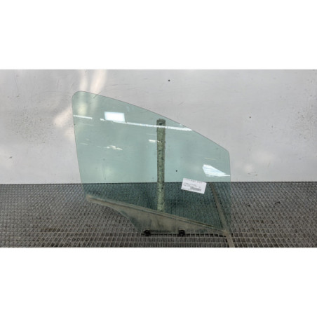 Vitre avant droit CITROEN C3 2 Photo n°1