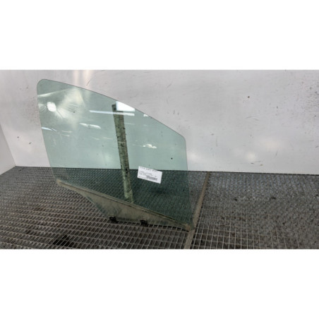 Vitre avant droit CITROEN C3 2