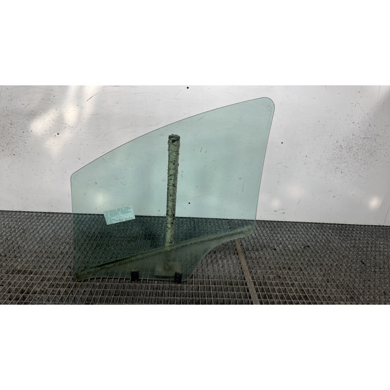 Vitre avant droit CITROEN C3 2 Photo n°4