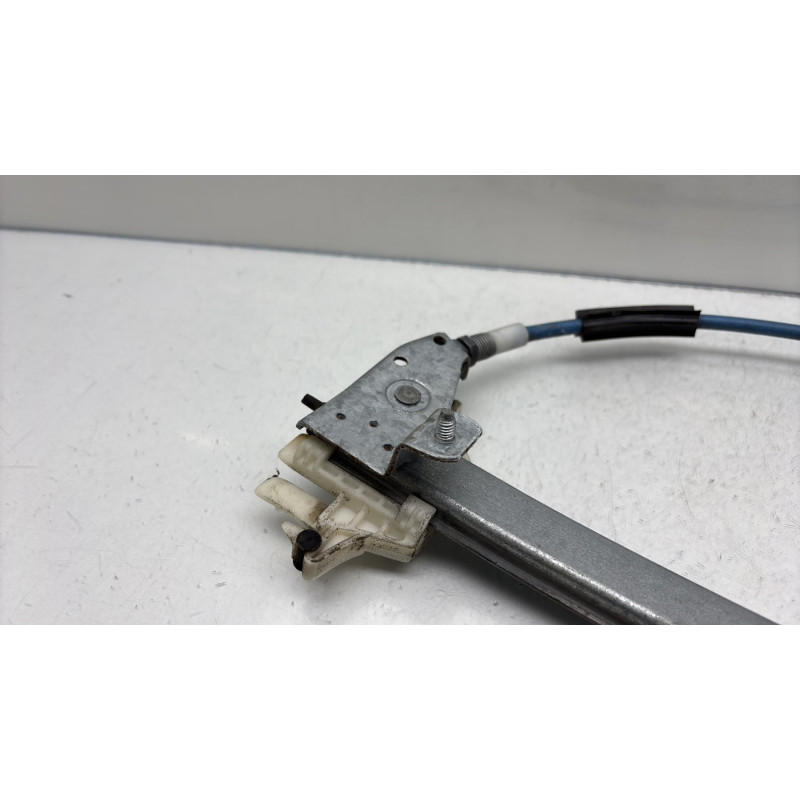 Leve vitre electrique arriere gauche PEUGEOT 406 Photo n°2