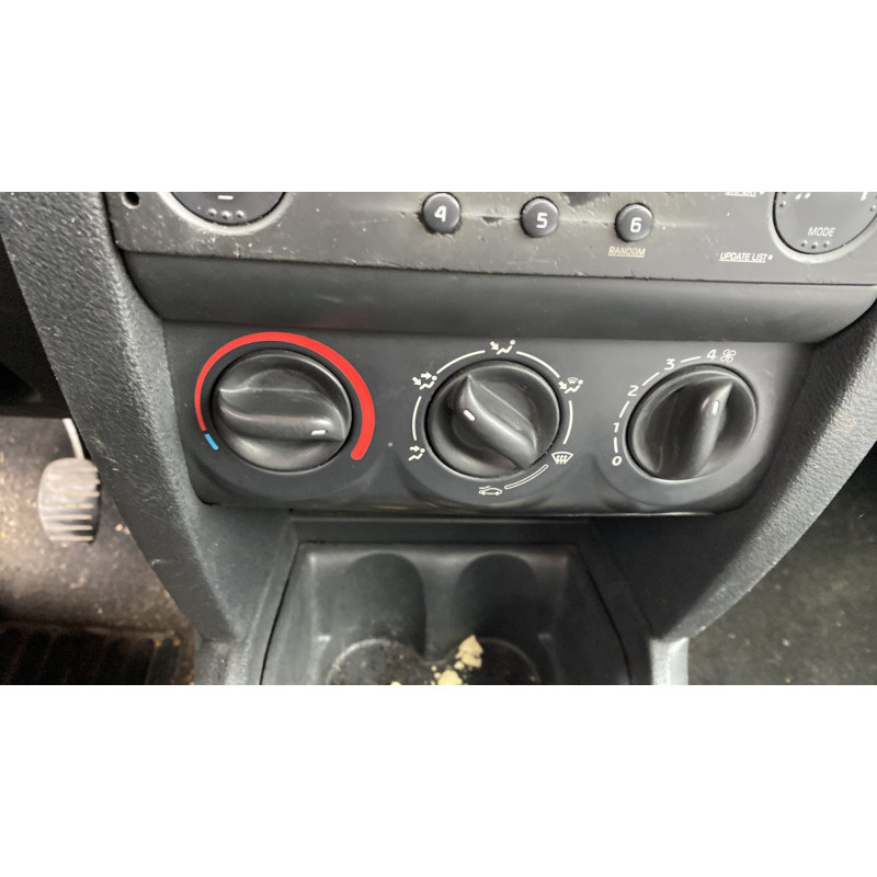 Cremaillere assistee RENAULT CLIO 2 CAMPUS Photo n°13