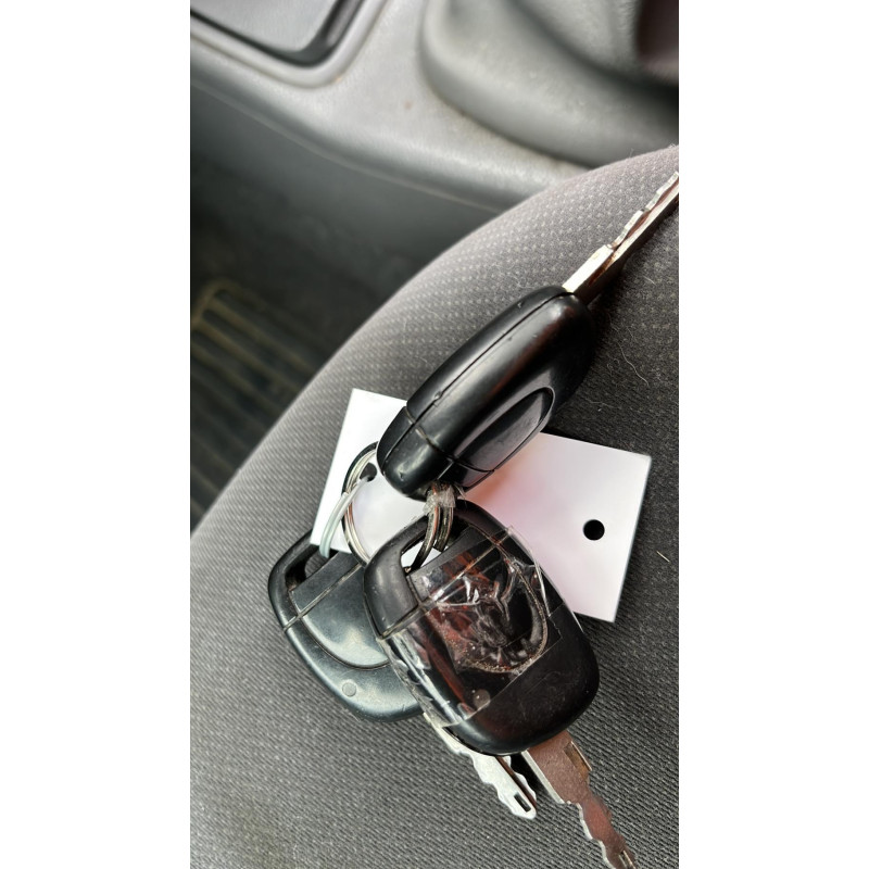 Aile avant gauche RENAULT CLIO 2 Photo n°6
