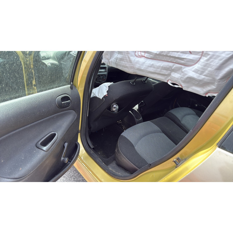 Porte avant droit PEUGEOT 206 Photo n°16