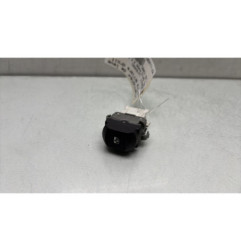 Interrupteur de leve vitre arriere droit RENAULT VEL SATIS Photo n°1