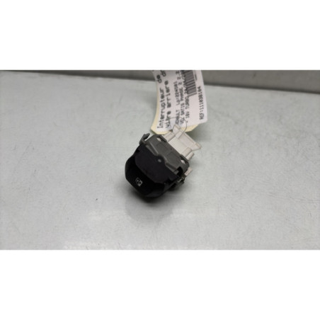 Interrupteur de leve vitre arriere droit RENAULT VEL SATIS