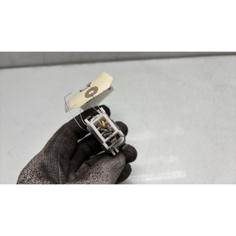 Interrupteur de leve vitre arriere droit RENAULT VEL SATIS Photo n°3