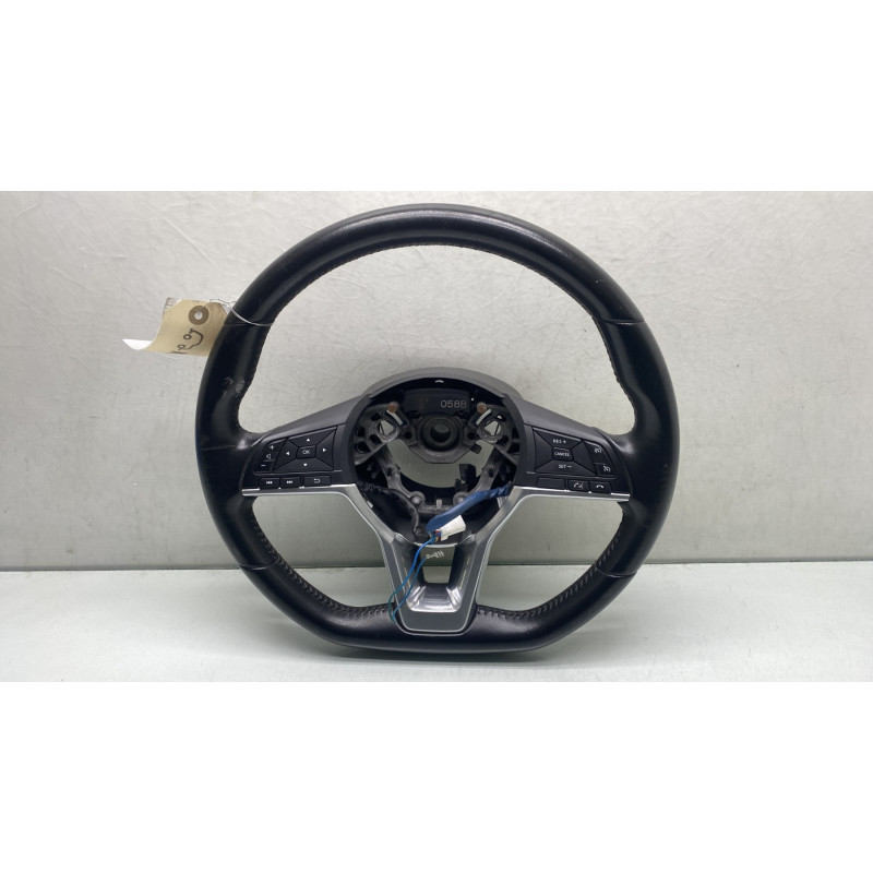 Volant NISSAN QASHQAI 2 Photo n°1