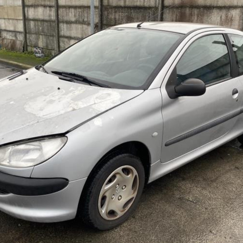 Pare choc arriere PEUGEOT 206 Photo n°9