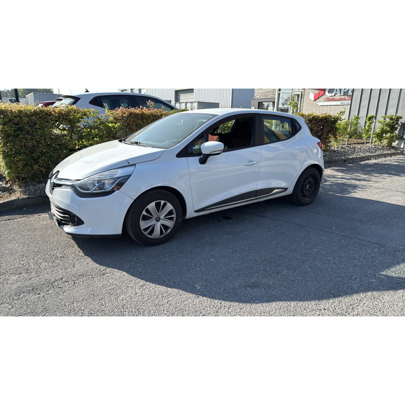 Pompe à carburant RENAULT CLIO 4 Photo n°8