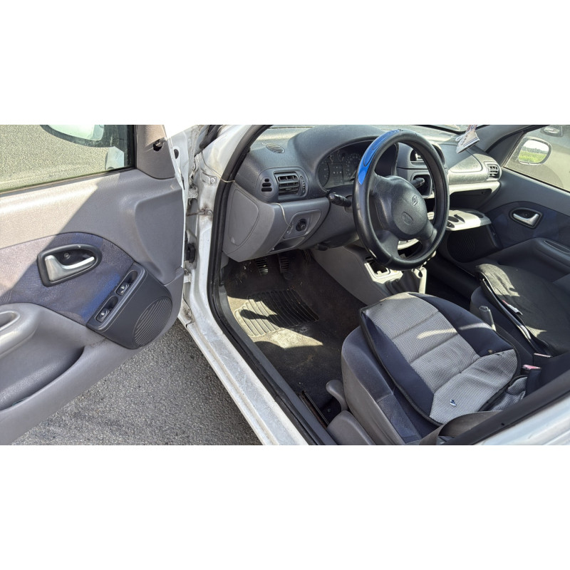 Leve vitre electrique avant droit RENAULT CLIO 2 Photo n°15