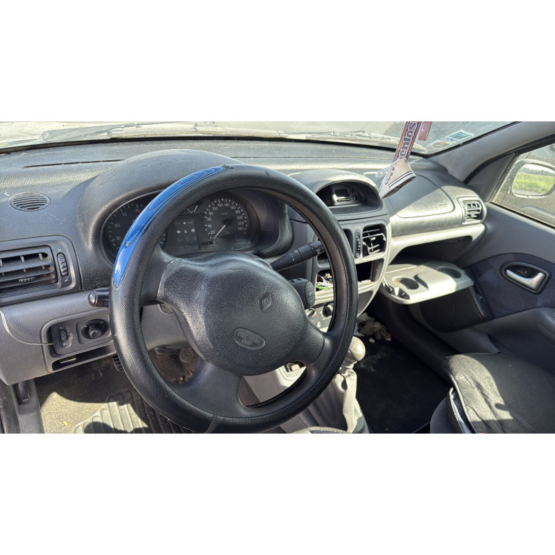 Leve vitre electrique avant droit RENAULT CLIO 2 Photo n°18