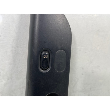 Interrupteur de leve vitre avant droit RENAULT LAGUNA 1