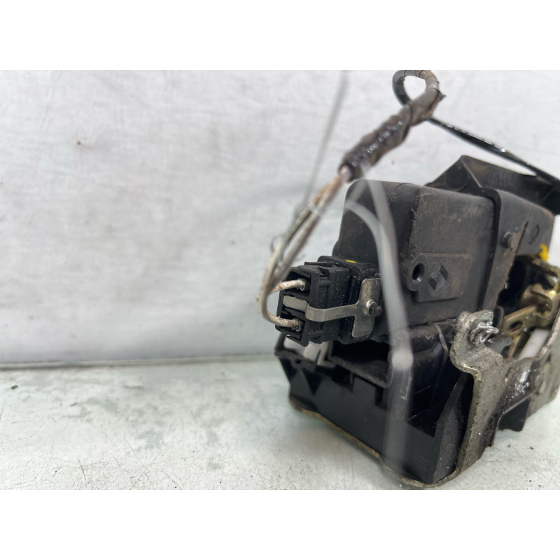 Serrure avant droit RENAULT LAGUNA 1 Photo n°4