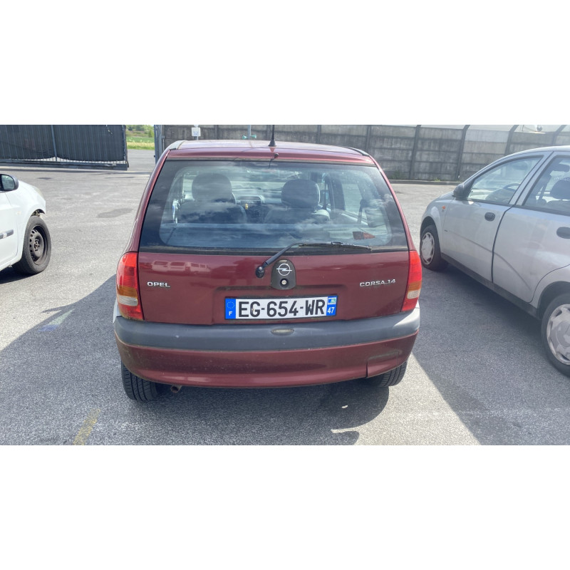Aile avant gauche OPEL CORSA B Photo n°9