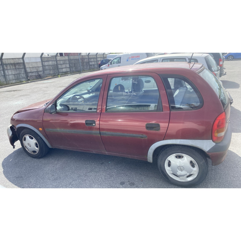 Aile avant gauche OPEL CORSA B Photo n°10