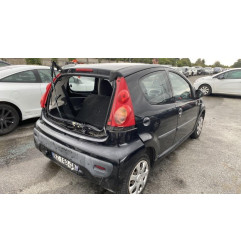Vitre avant gauche PEUGEOT 107