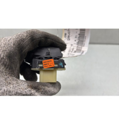 Interrupteur de leve vitre avant gauche DACIA SANDERO 2